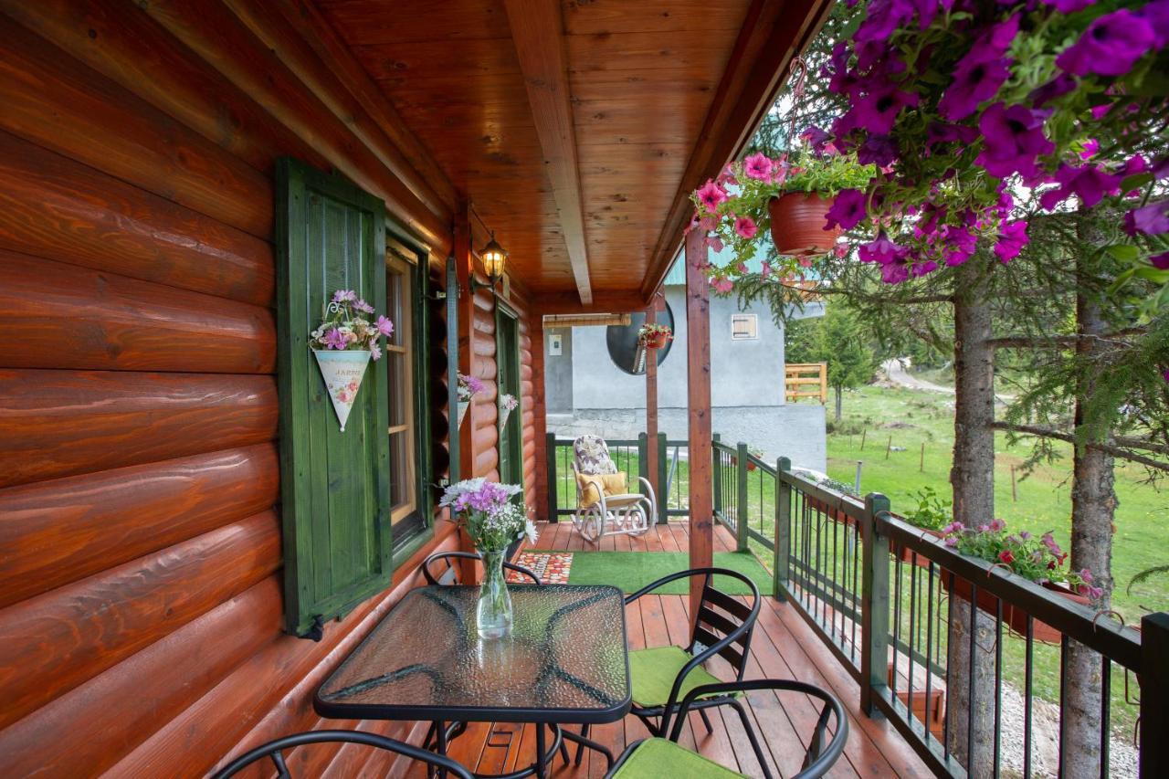 Villa Piccolo Orso Zabljak  Luaran gambar